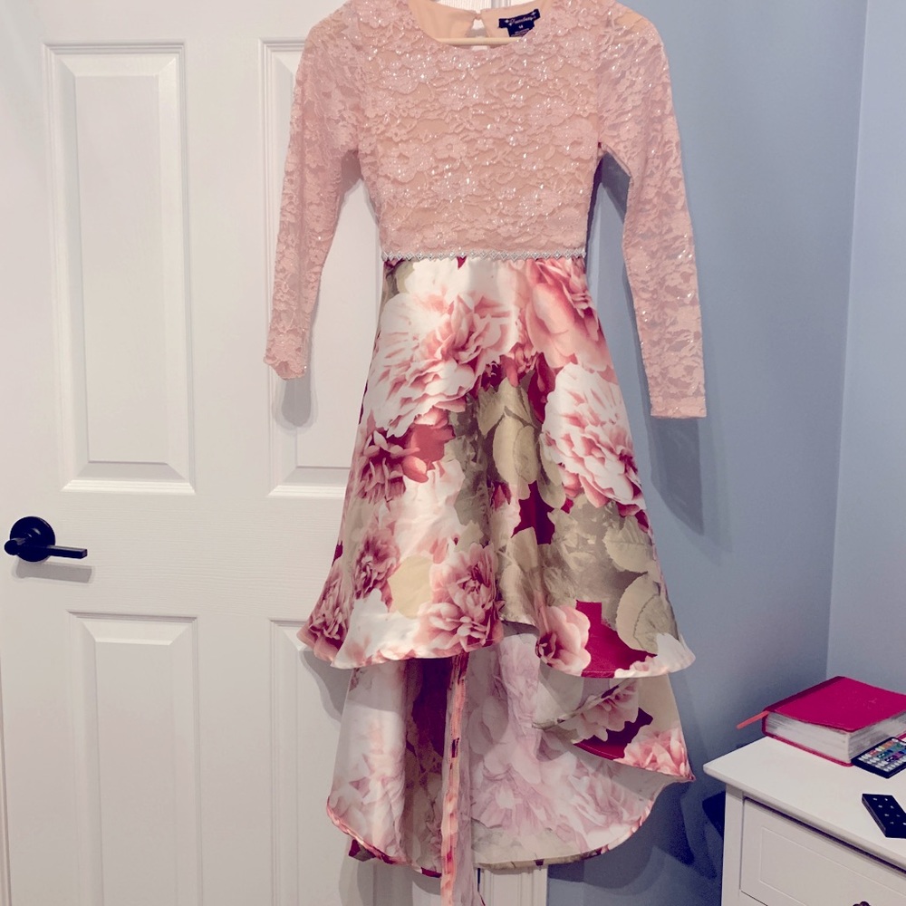 Girls size 14 Formal Dress